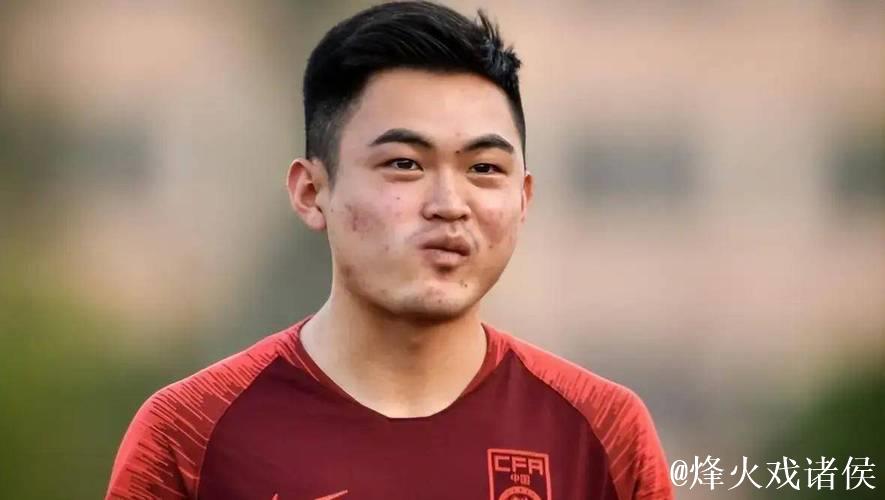 邓涵文与黄紫昌首次携手徐新，共同征战同一家中超球队，未来可期